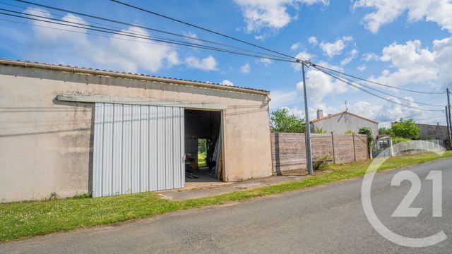 Maison à vendre - 5 pièces - 148,08 m2 - Thezac - 17 - POITOU-CHARENTES