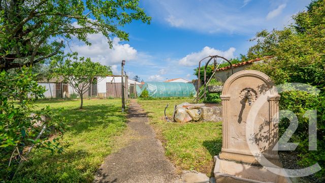 Maison à vendre - 5 pièces - 148,08 m2 - Thezac - 17 - POITOU-CHARENTES