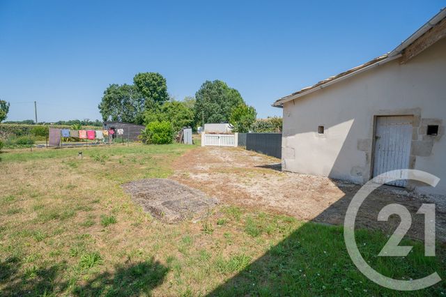 Maison à vendre - 4 pièces - 65 m2 - Pisany - 17 - POITOU-CHARENTES