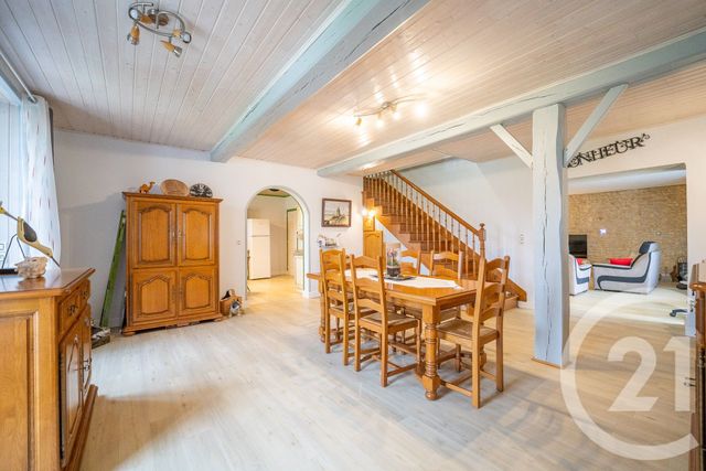 Maison à vendre - 10 pièces - 170 m2 - Saujon - 17 - POITOU-CHARENTES