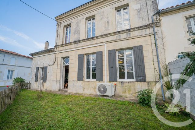 Maison &agrave; vendre - 7 pi&egrave;ces - 178 m2 - Sablonceaux - 17 - POITOU-CHARENTES