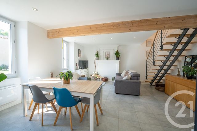 Maison à vendre - 5 pièces - 100 m2 - Pons - 17 - POITOU-CHARENTES