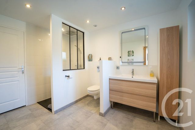 Maison à vendre - 5 pièces - 100 m2 - Pons - 17 - POITOU-CHARENTES