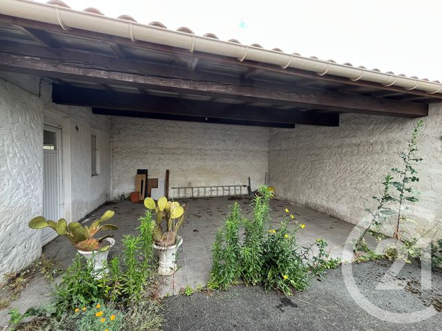 Maison à vendre - 5 pièces - 146 m2 - Ste Gemme - 17 - POITOU-CHARENTES