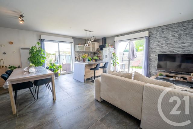 Maison à vendre - 4 pièces - 78,46 m2 - Le Chay - 17 - POITOU-CHARENTES