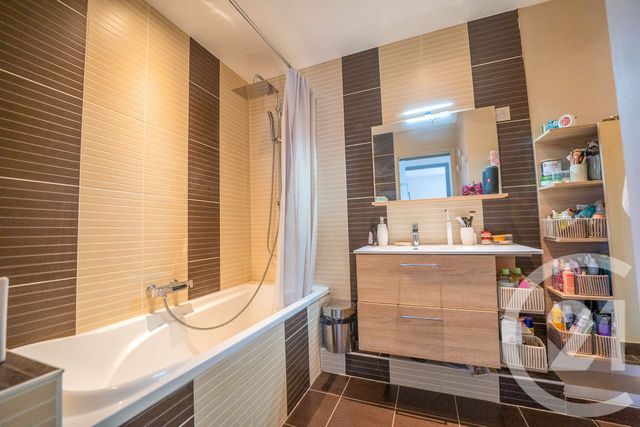 Maison à vendre - 4 pièces - 78,46 m2 - Le Chay - 17 - POITOU-CHARENTES