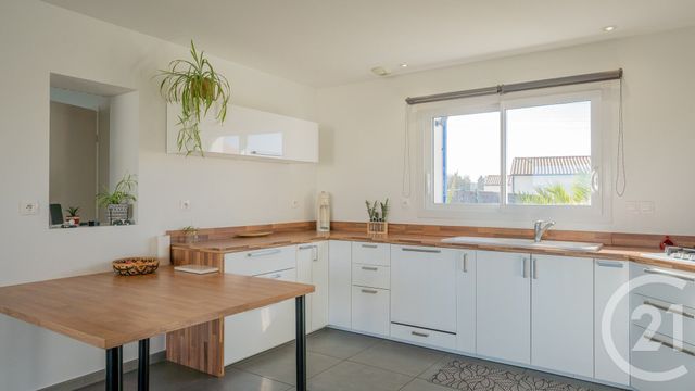 Maison &agrave; vendre - 7 pi&egrave;ces - 177 m2 - Saujon - 17 - POITOU-CHARENTES