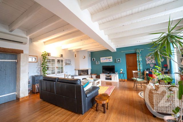 Maison &agrave; vendre - 6 pi&egrave;ces - 240 m2 - Le Chay - 17 - POITOU-CHARENTES