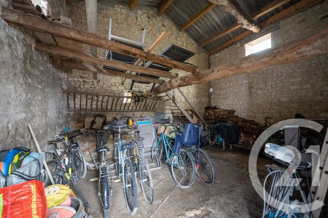 Maison &agrave; vendre - 6 pi&egrave;ces - 240 m2 - Le Chay - 17 - POITOU-CHARENTES