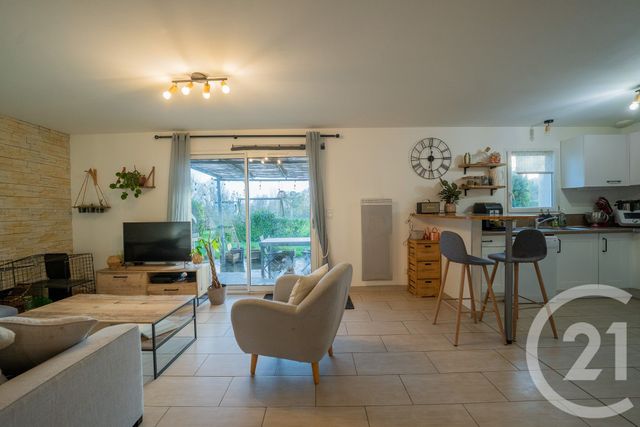 Maison &agrave; vendre - 3 pi&egrave;ces - 75 m2 - St Jean D Angle - 17 - POITOU-CHARENTES