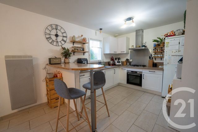 Maison &agrave; vendre - 3 pi&egrave;ces - 75 m2 - St Jean D Angle - 17 - POITOU-CHARENTES