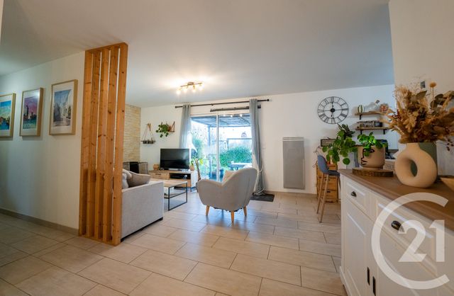 Maison &agrave; vendre - 3 pi&egrave;ces - 75 m2 - St Jean D Angle - 17 - POITOU-CHARENTES