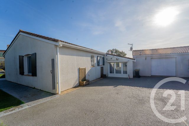 Maison &agrave; vendre - 4 pi&egrave;ces - 130 m2 - Semussac - 17 - POITOU-CHARENTES