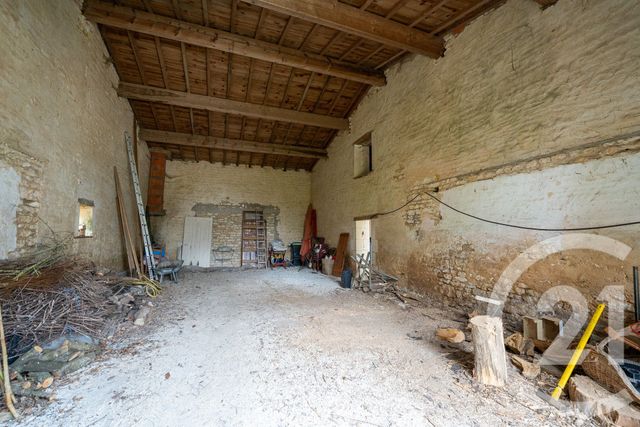 Maison &agrave; vendre - 10 pi&egrave;ces - 296 m2 - St Romain De Benet - 17 - POITOU-CHARENTES