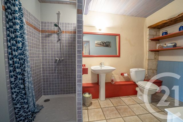 Maison &agrave; vendre - 10 pi&egrave;ces - 296 m2 - St Romain De Benet - 17 - POITOU-CHARENTES