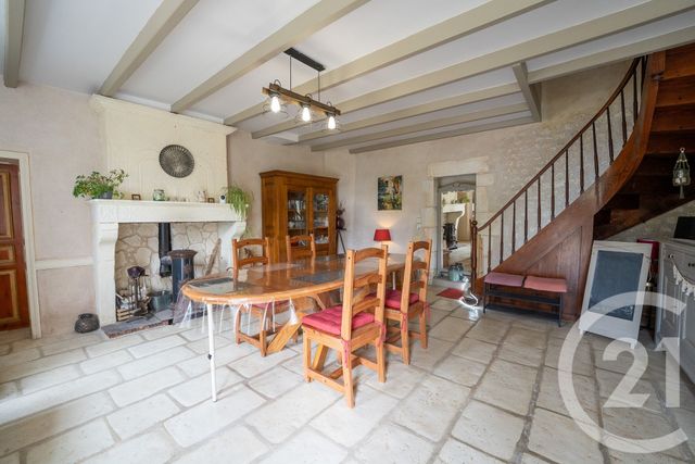 Maison &agrave; vendre - 10 pi&egrave;ces - 296 m2 - St Romain De Benet - 17 - POITOU-CHARENTES