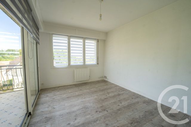 Appartement F4 &agrave; vendre - 4 pi&egrave;ces - 102 m2 - Saujon - 17 - POITOU-CHARENTES