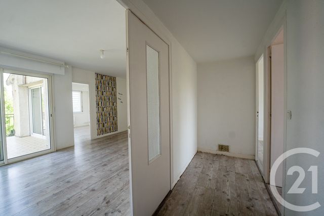 Appartement F4 &agrave; vendre - 4 pi&egrave;ces - 82 m2 - Saujon - 17 - POITOU-CHARENTES