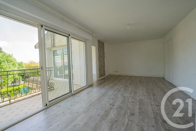 Appartement F4 &agrave; vendre - 4 pi&egrave;ces - 82 m2 - Saujon - 17 - POITOU-CHARENTES