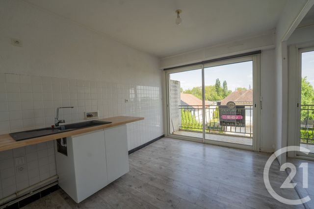 Appartement F4 &agrave; vendre - 4 pi&egrave;ces - 82 m2 - Saujon - 17 - POITOU-CHARENTES