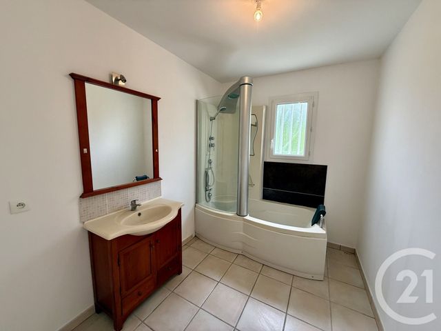 Maison &agrave; vendre - 3 pi&egrave;ces - 85 m2 - Ste Gemme - 17 - POITOU-CHARENTES