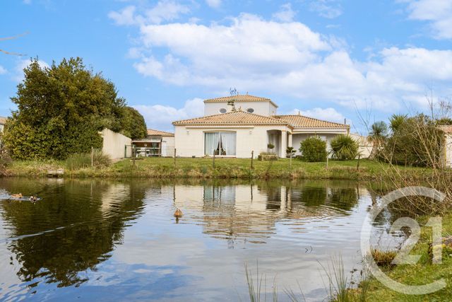 Maison &agrave; vendre - 5 pi&egrave;ces - 135 m2 - Le Gua - 17 - POITOU-CHARENTES