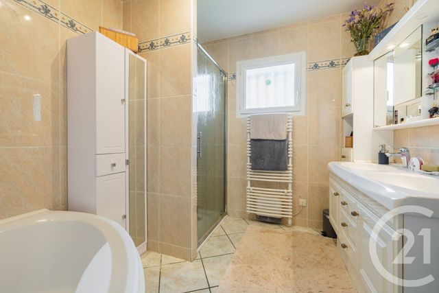 Maison &agrave; vendre - 5 pi&egrave;ces - 135 m2 - Le Gua - 17 - POITOU-CHARENTES