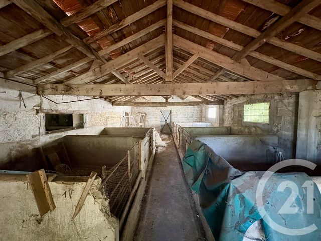 Maison &agrave; vendre - 11 pi&egrave;ces - 130 m2 - St Romain De Benet - 17 - POITOU-CHARENTES
