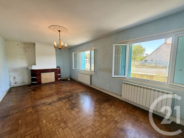 Maison &agrave; vendre - 11 pi&egrave;ces - 130 m2 - St Romain De Benet - 17 - POITOU-CHARENTES