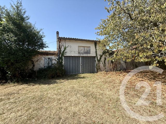 Maison &agrave; vendre - 11 pi&egrave;ces - 130 m2 - St Romain De Benet - 17 - POITOU-CHARENTES