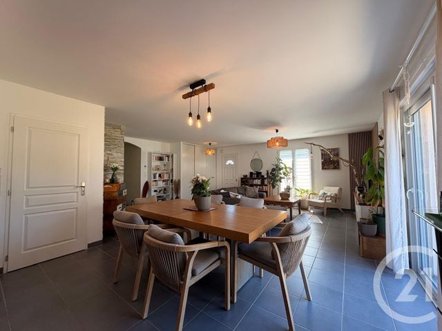 Maison &agrave; vendre - 4 pi&egrave;ces - 115 m2 - Luchat - 17 - POITOU-CHARENTES