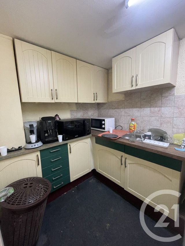 Immeuble &agrave; louer - 650 m2 - Guise - 02 - PICARDIE