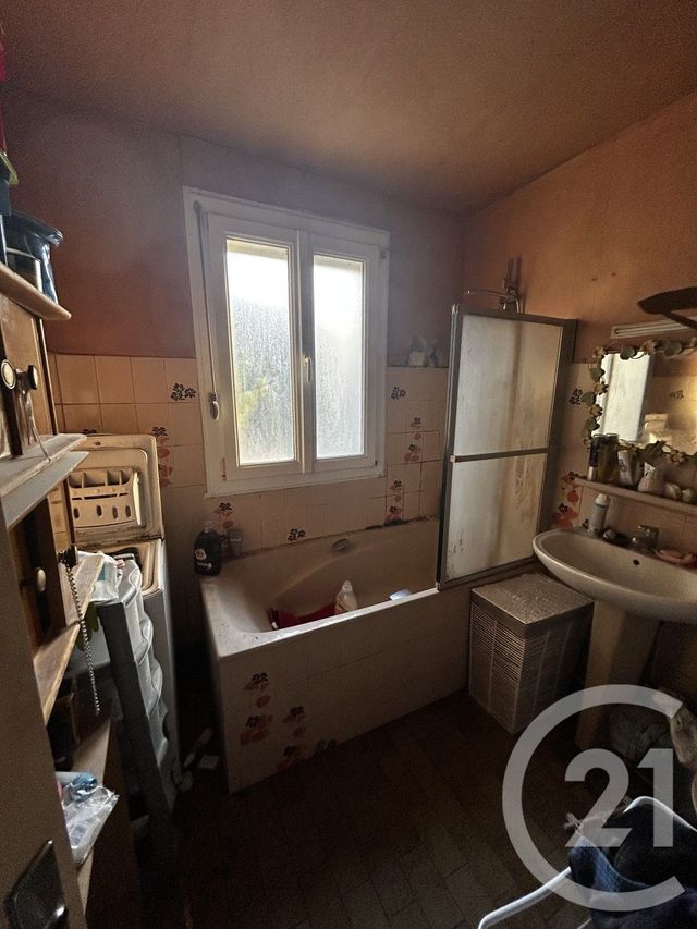 Maison &agrave; vendre - 7 pi&egrave;ces - 71 m2 - La Capelle - 02 - PICARDIE