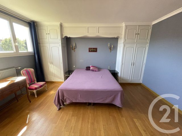 Maison &agrave; vendre - 8 pi&egrave;ces - 245 m2 - Guise - 02 - PICARDIE