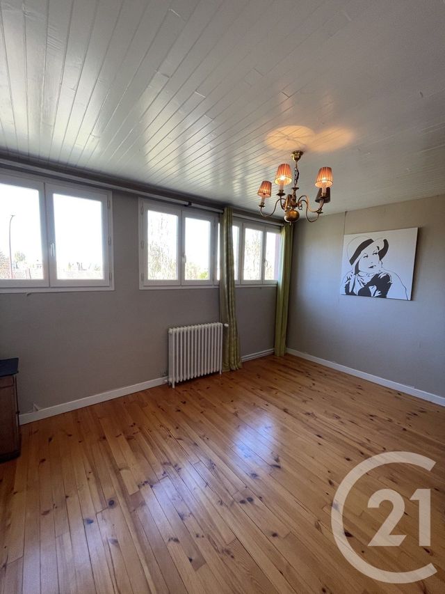 Maison &agrave; vendre - 8 pi&egrave;ces - 245 m2 - Guise - 02 - PICARDIE