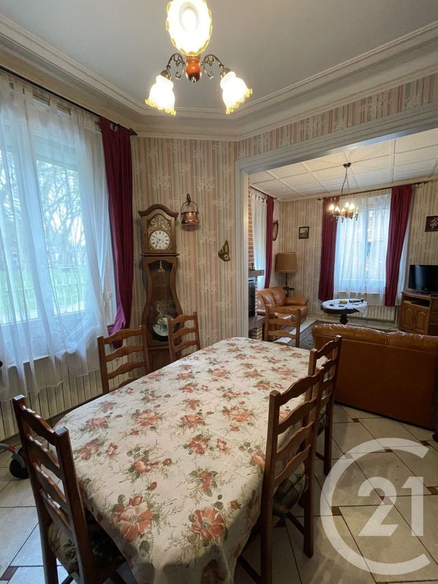 Maison &agrave; vendre - 6 pi&egrave;ces - 137 m2 - Guise - 02 - PICARDIE