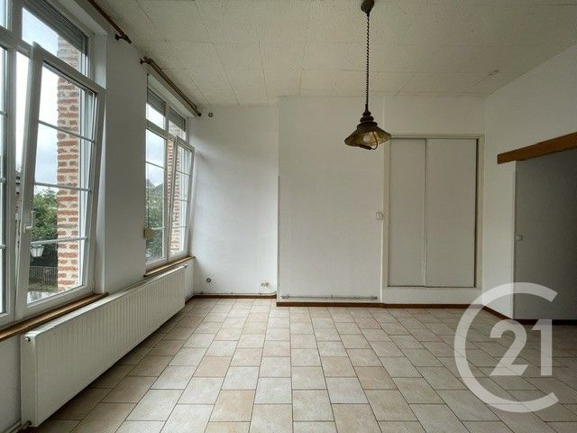 Appartement &agrave; louer - 2 pi&egrave;ces - 40 m2 - Guise - 02 - PICARDIE
