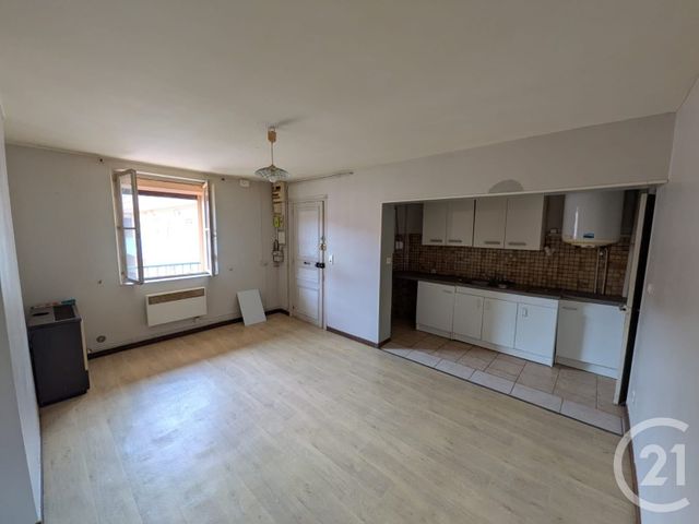 appartement - GUISE - 02