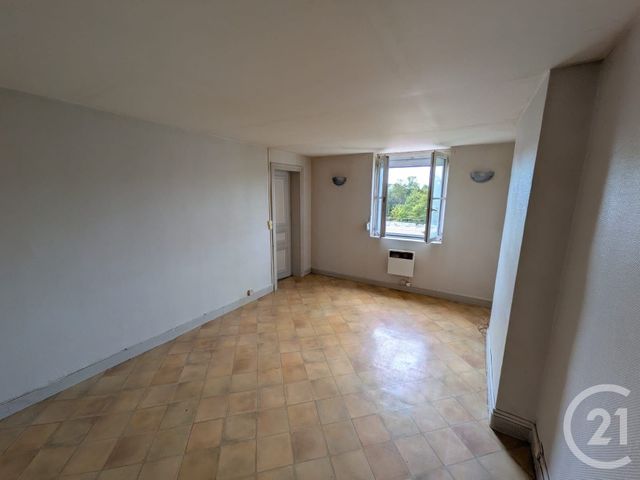 Appartement F2 bis &agrave; vendre - 2 pi&egrave;ces - 48 m2 - Guise - 02 - PICARDIE
