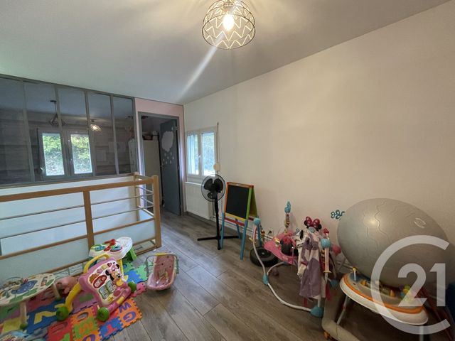 Maison à vendre - 6 pièces - 115 m2 - Guise - 02 - PICARDIE