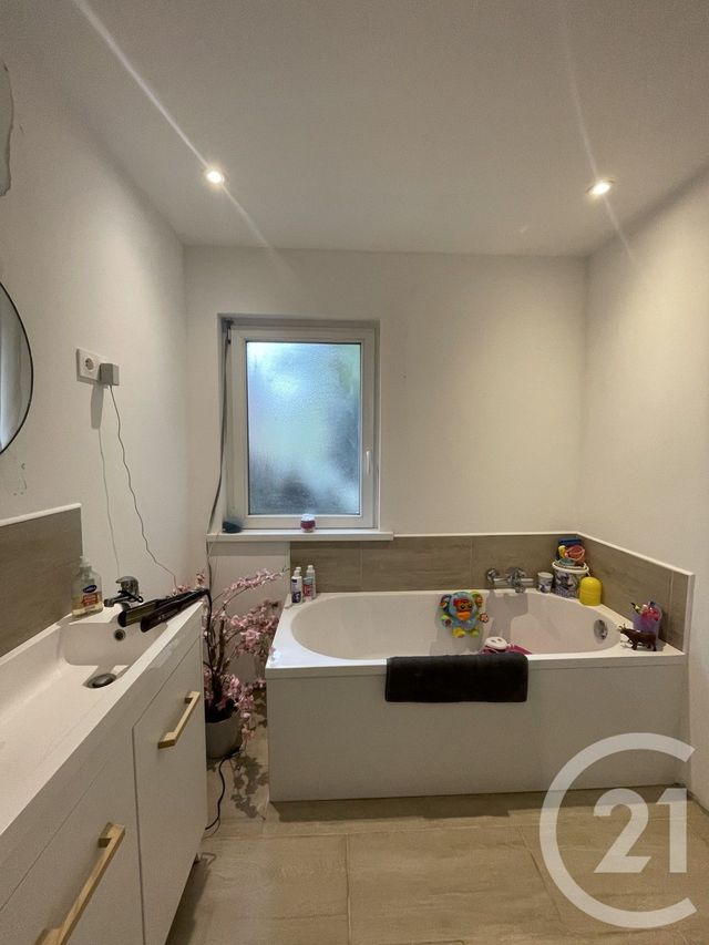 Maison à vendre - 6 pièces - 115 m2 - Guise - 02 - PICARDIE