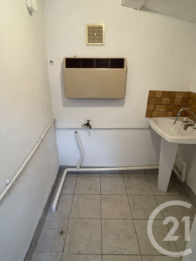 Maison à vendre - 2 pièces - 50 m2 - Guise - 02 - PICARDIE