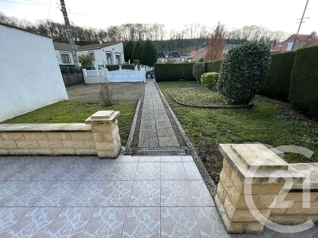 Maison à vendre - 2 pièces - 50 m2 - Guise - 02 - PICARDIE
