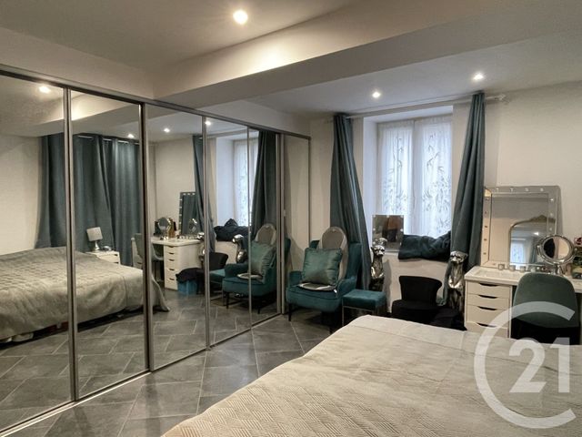 Maison à vendre - 7 pièces - 215 m2 - Guise - 02 - PICARDIE