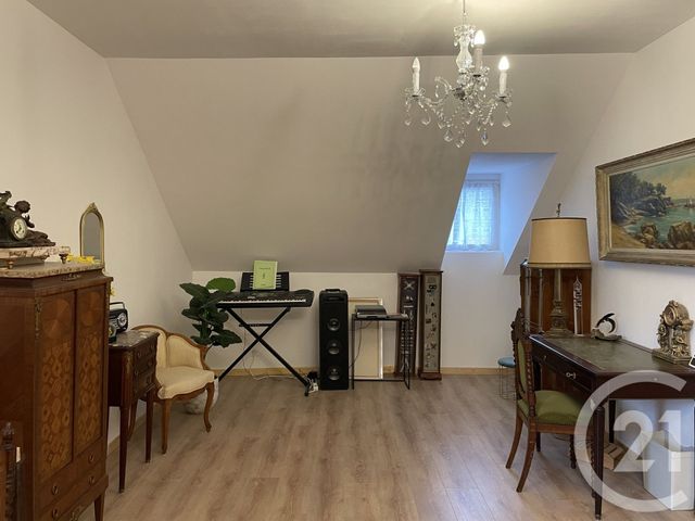 Maison à vendre - 7 pièces - 215 m2 - Guise - 02 - PICARDIE