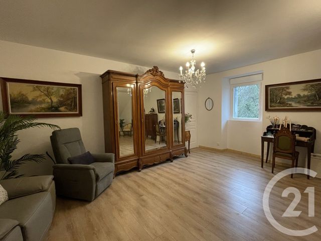 Maison à vendre - 7 pièces - 215 m2 - Guise - 02 - PICARDIE