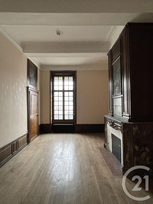 Appartement F4 à vendre - 6 pièces - 158 m2 - Guise - 02 - PICARDIE