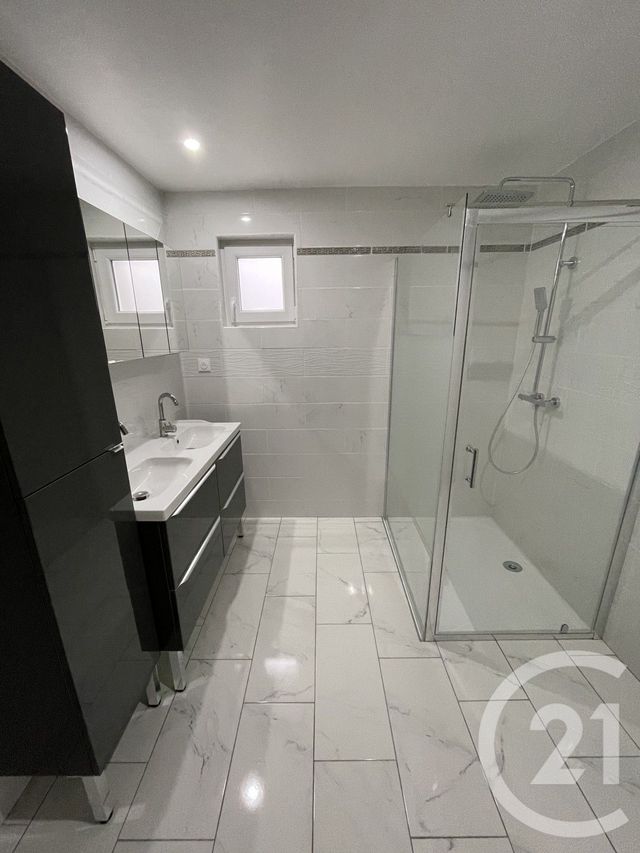 Maison à louer - 5 pièces - 100 m2 - Malzy - 02 - PICARDIE