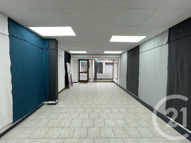 Immeuble &agrave; louer - 66 m2 - Guise - 02 - PICARDIE