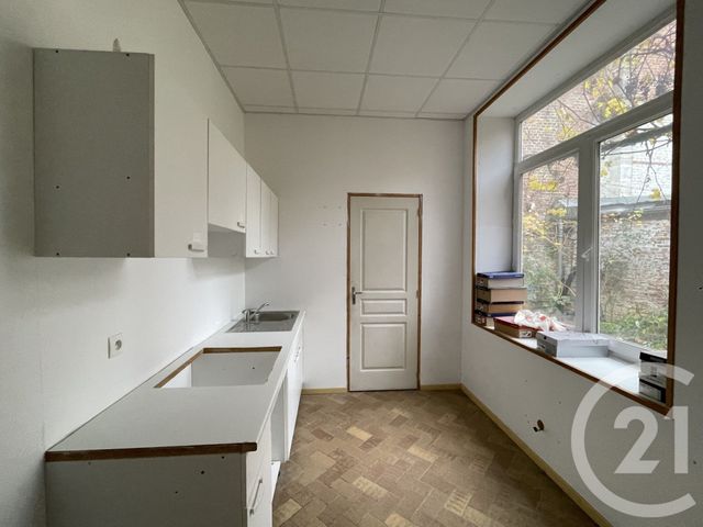 Immeuble &agrave; louer - 60 m2 - Guise - 02 - PICARDIE